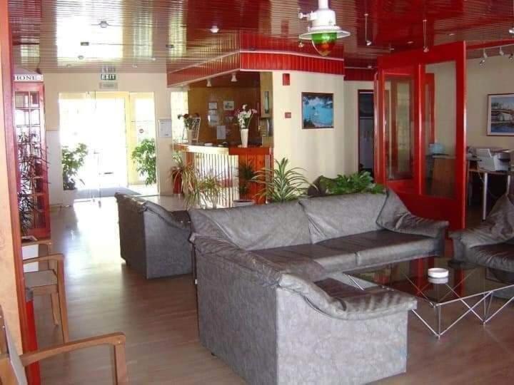 Christina Hotel Mesongi Exterior photo